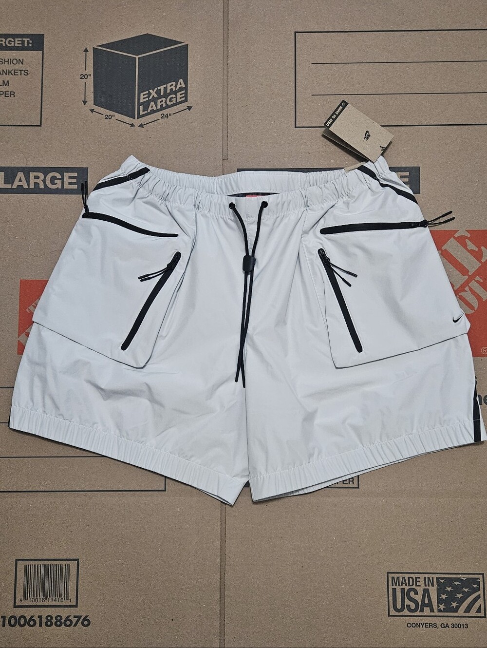 Nike Tech Super Lightweight Summit White